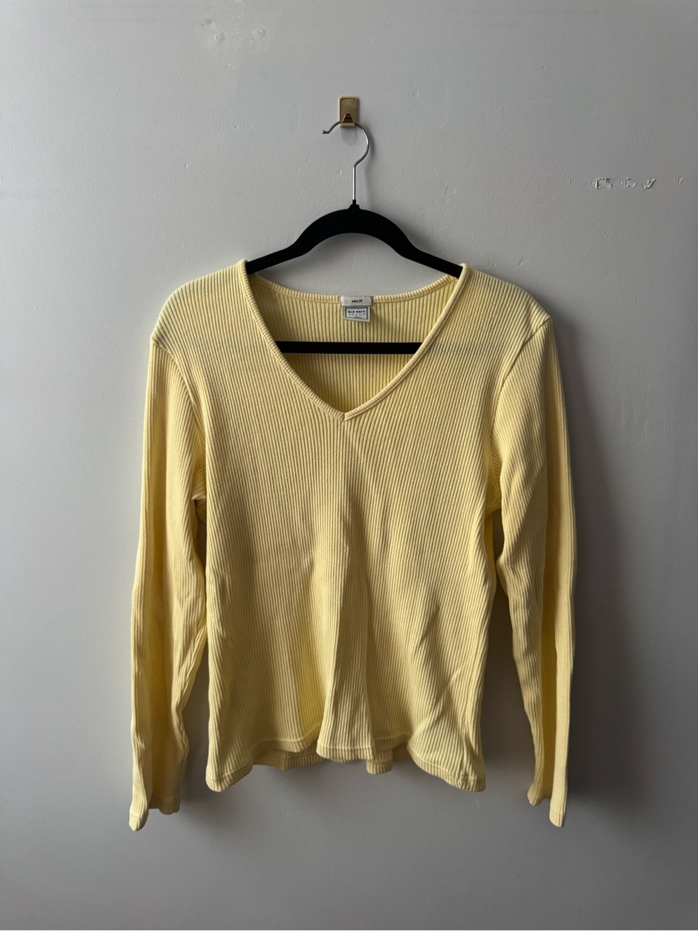 Old Navy Ribbed V-Neck Long Sleeve Top